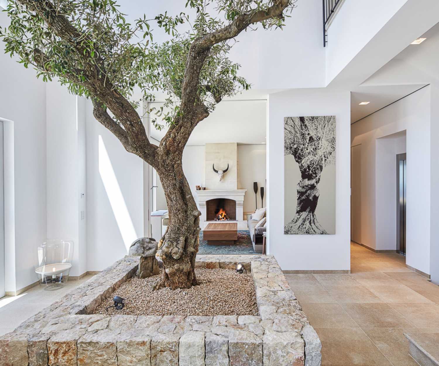 Bildmaterial (Honorarfrei, bei Quellenangabe)

Sämtliche Bilder dieser Serie stehen zur honorarfreien Verwendung zur Verfügung. Bedingung ist die Nennung des Copyrights: Foto Marco Richter oder www.mallorco.com

für unterlassene, unvollständig, falsch platzierte oder nicht zuordnungsfähige Urhebervermerke ist für jeden Einzelfall eine Vertragsstrafe in Höhe des fünffachen Nutzungshonorars zu zahlen, vorbehaltlich weitergehender Schadensersatzansprüche.!!!Ebenso ist der Weiterverkauf des Bildmaterials an Dritte ohne ausdrückliche Genehmigung von Marco Richter (Mallorco Photography) untersagt. Diese Regelung gilt auch bei jeglicher unberechtigt (ohne Zustimmung durch den Fotograf Marco Richter (Mallorco Photography) erfolgten Nutzung, Verwendung, Wiedergabe oder Weitergabe des Bildmaterials.